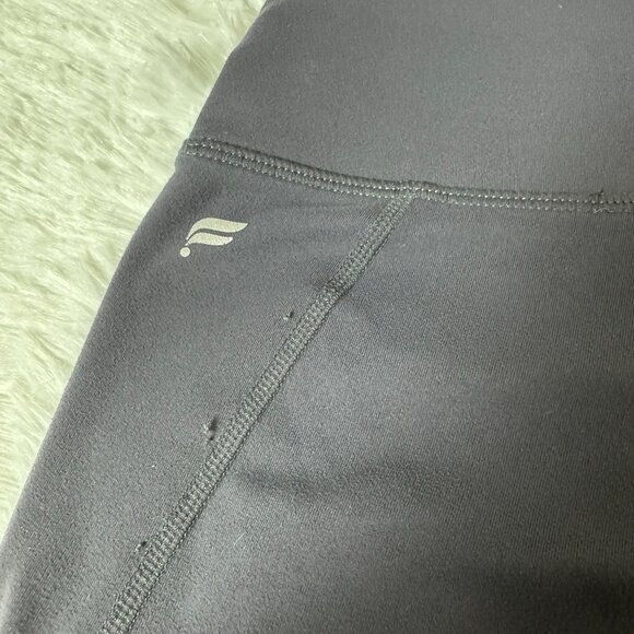 Fabletics Powerhold Capri Leggings Gray Size S - Picture 5 of 10